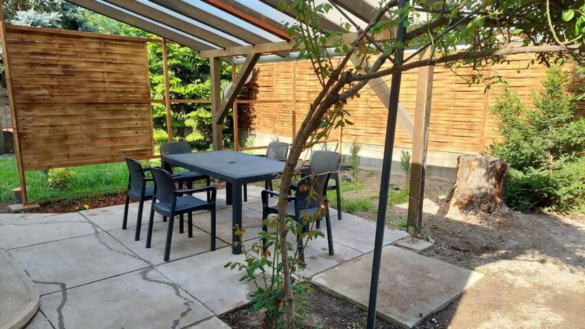 Ujszeged Apartman Εξωτερικό φωτογραφία