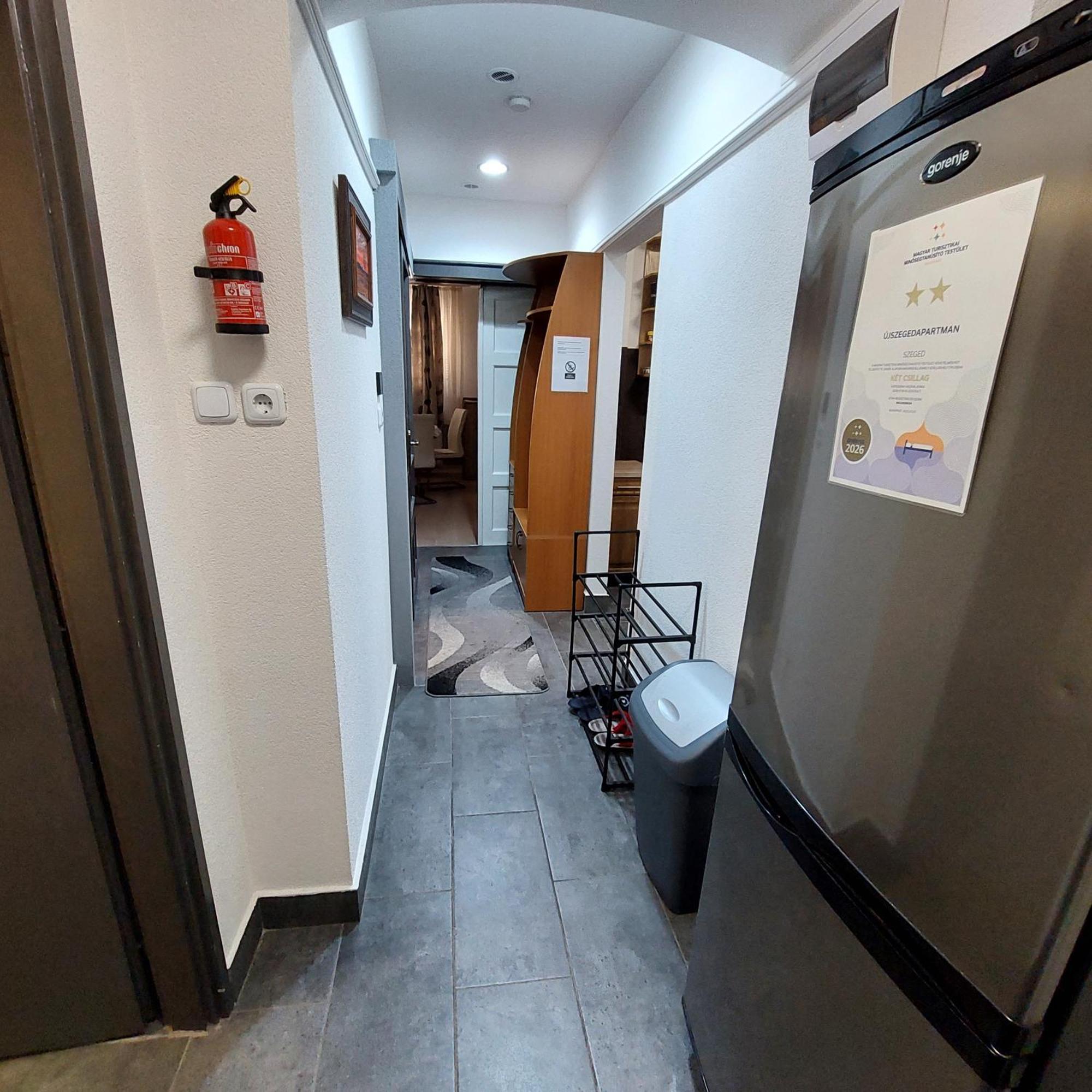 Ujszeged Apartman Εξωτερικό φωτογραφία