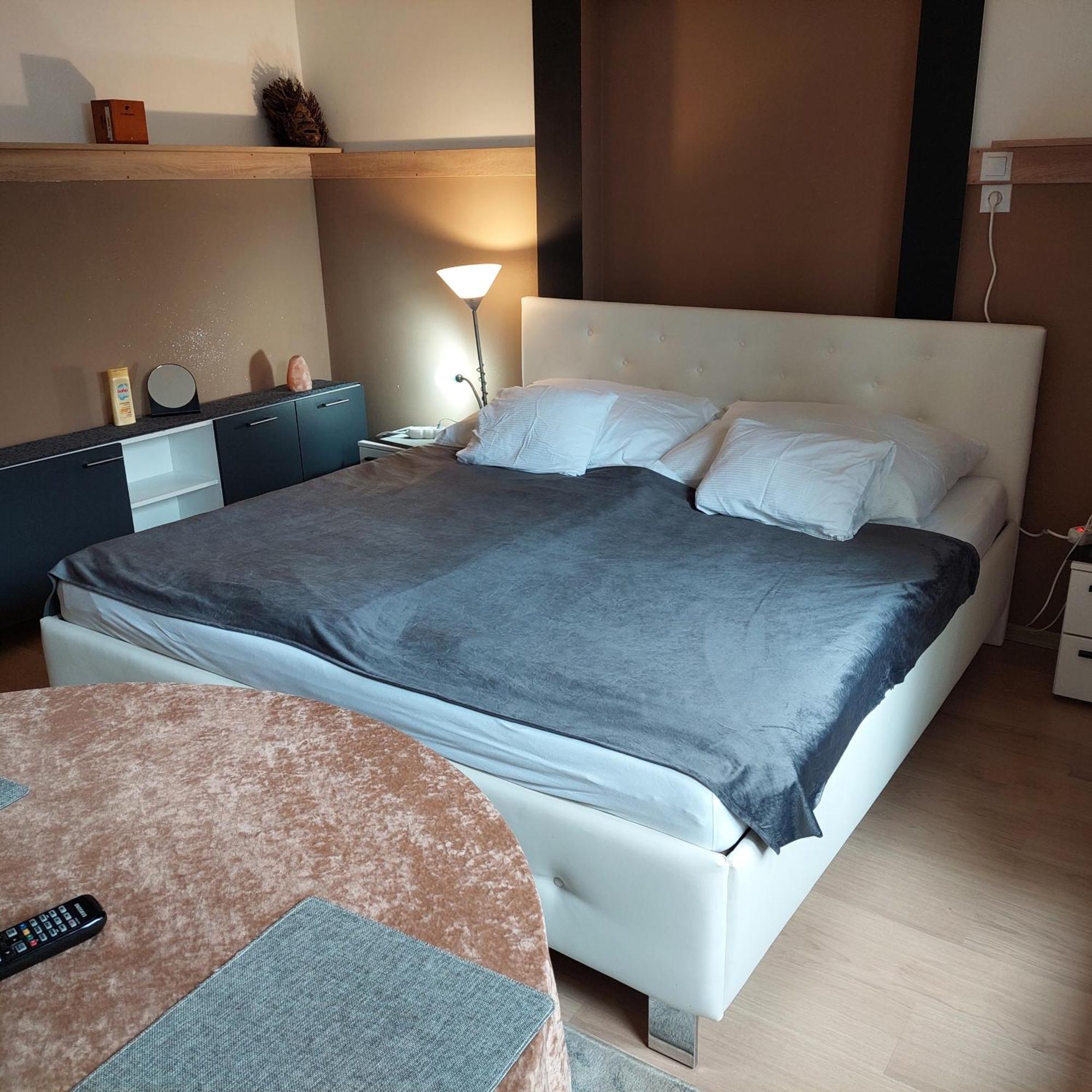 Ujszeged Apartman Εξωτερικό φωτογραφία